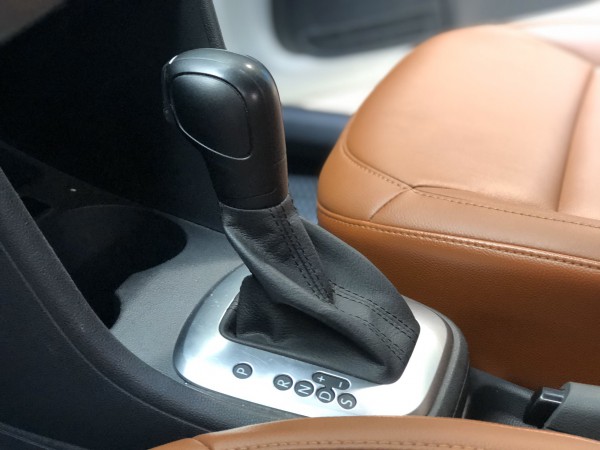 Volkswagen Polo nhập khẩu nguyên chiếc