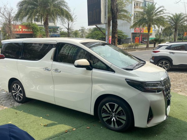 Toyota Land Cruiser Bán Toyota Alphard model và đăng ký 2022