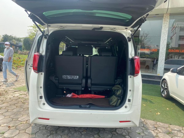 Toyota Land Cruiser Bán Toyota Alphard model và đăng ký 2022