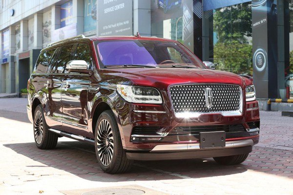 Lincoln Navigator Black Label 2021 nhập chính hãng