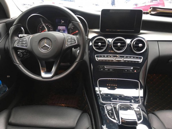 Mercedes-Benz C 200 2015