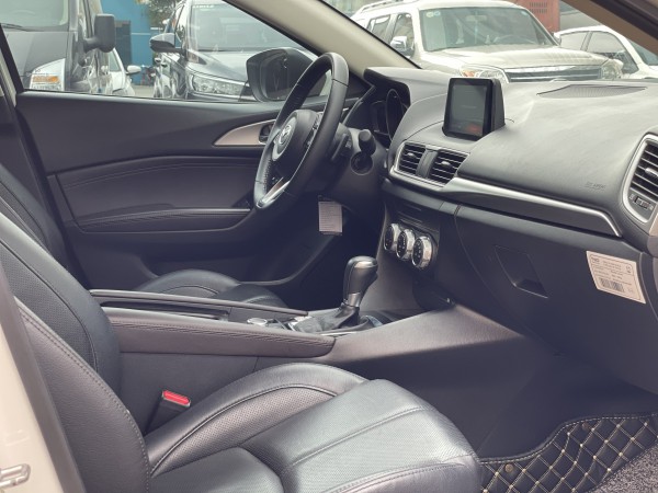 Mazda 3 Sedan 1.5L AT, đời 2019