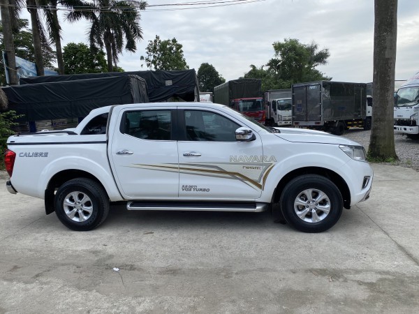 Nissan Navara Bán Navara phiên bản Premium R,đơì 2018