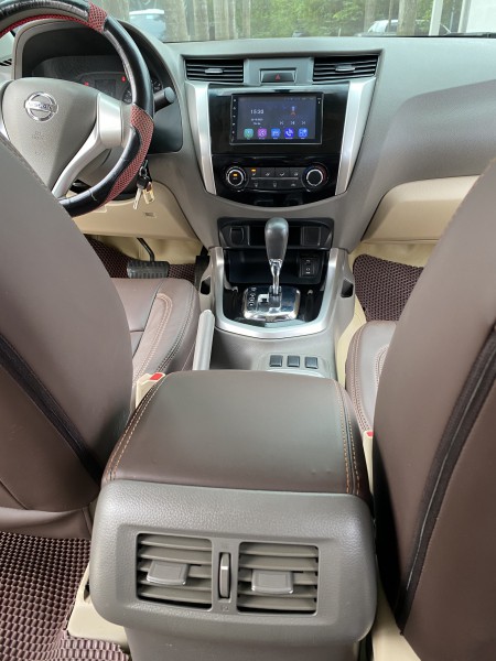 Nissan Navara Bán Navara phiên bản Premium R,đơì 2018