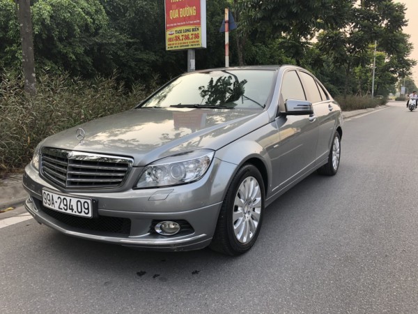 Mercedes-Benz C 200 2009 xe chính chủ màu bạc cực đẹp