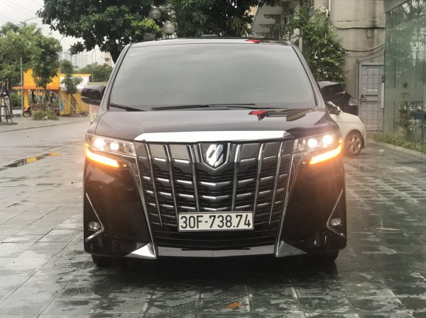 Toyota Alphard nhập khẩu sản xuât 2018 biển Hà Nội