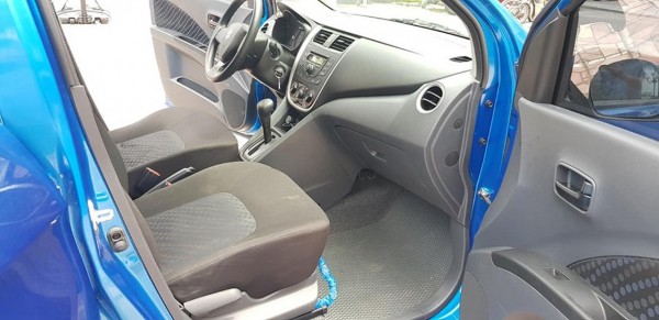 Suzuki Bán Suzuki Celerio 1.0AT màu xanh 2018