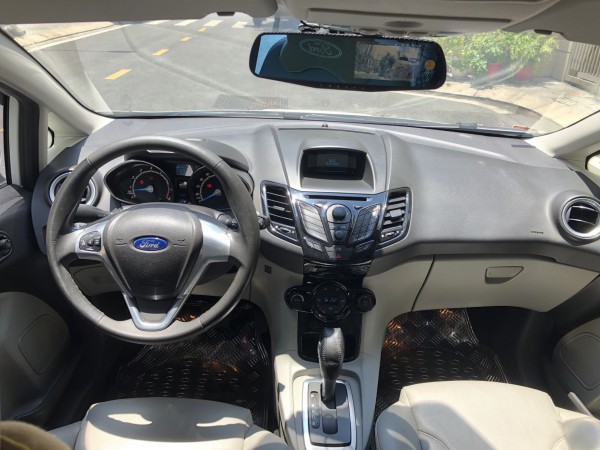 Ford Aerostar FORD FIESTA 2016 ĐẸP LONG LANH, NHỎ GỌN