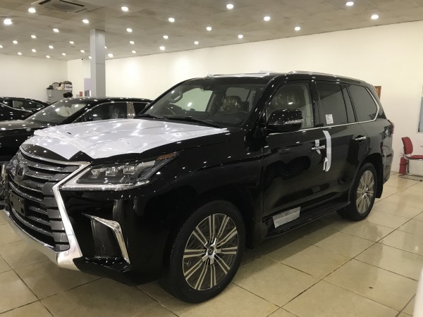 Lexus LX 570 Bán Lexus LX570 màu đen,nội thất nâu2018