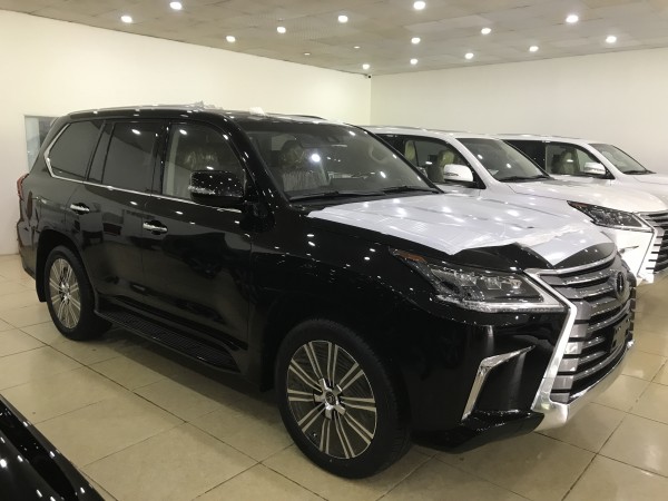 Lexus LX 570 Bán Lexus LX570 màu đen,nội thất nâu2018