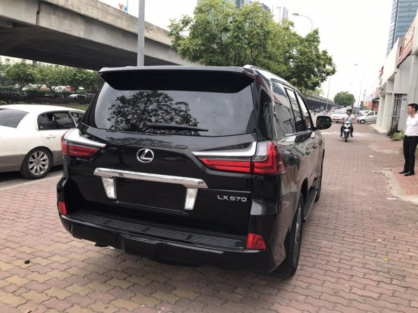 Lexus LX 570 Bán Lexus LX570 ,màu đen 2016