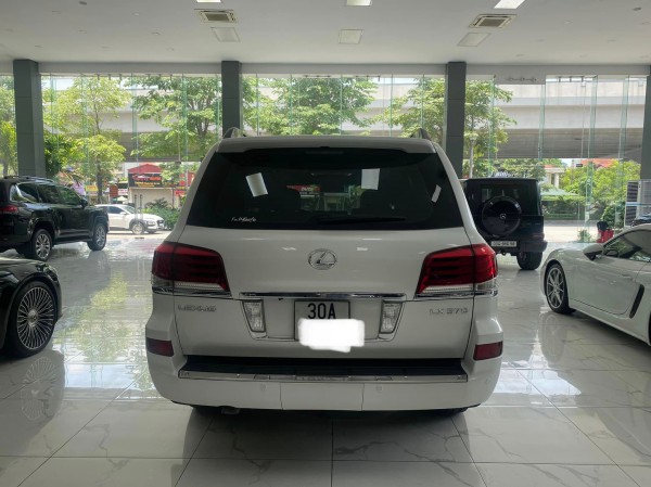 Lexus LX 570 Bán Lexus LX570 sản xuất 2011 bản full,