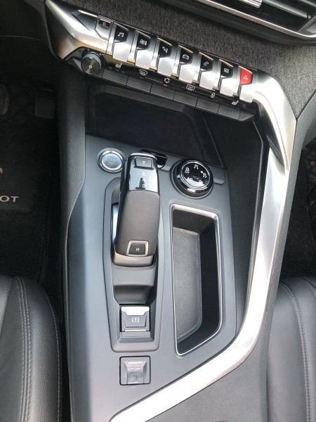Peugeot 3008 bản FULL cao nhất 2019
