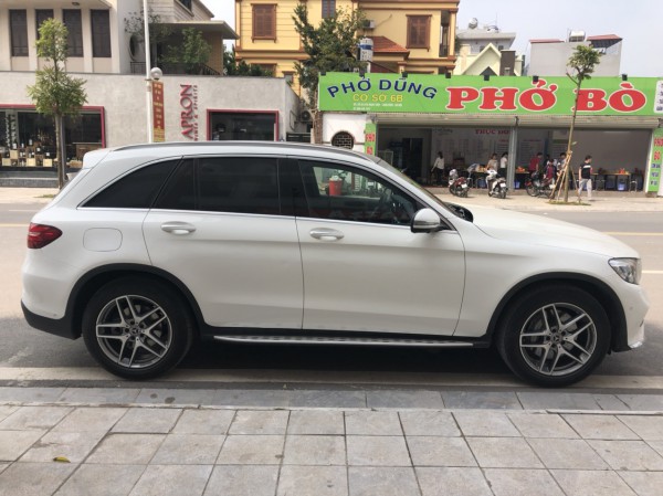 Mercedes-Benz GLC300 vin 2018 đẹp xuất sắc