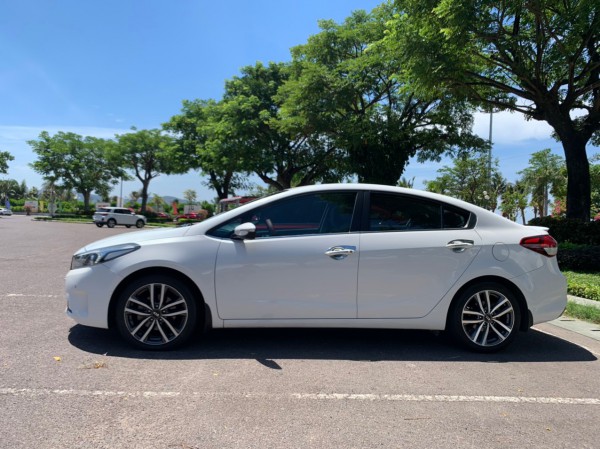 Kia Cerato Kia cerato 2.0AT sx 2016.