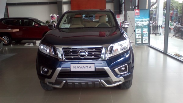 Nissan Navara bán tải navara premium r 2017 giá rẻ