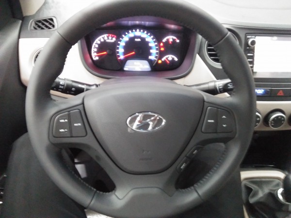 Hyundai i10 1.2 MT Full, đủ các màu, hỗ trợ trả góp