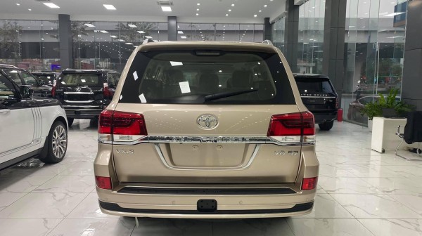 Toyota Land Cruiser SIÊU HOT. Duy nhất 1 xe màu vàng Toyota