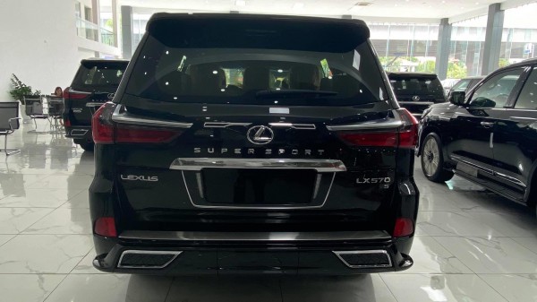 Lexus LX 570 Bán Lexus LX570 Super Sport, 8 chỗ.