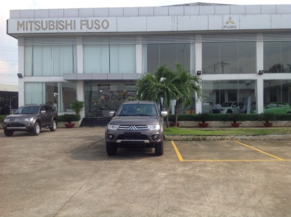 Mitsubishi Pajero giá number one