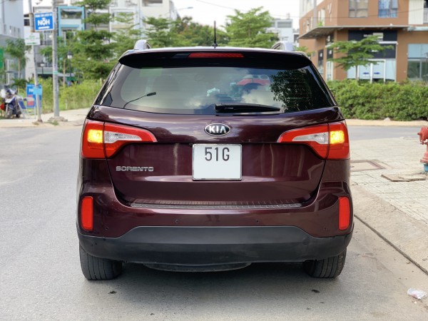 Kia Sorento số tự động máy xăng model 2018.