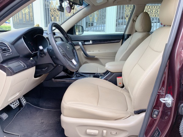 Kia Sorento số tự động máy xăng model 2018.