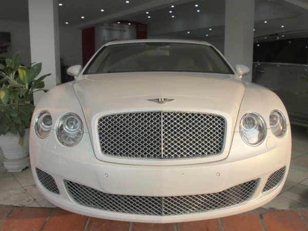 Bentley Continental Flying Spur Sản xuất 2009 nhập khẩu Anh