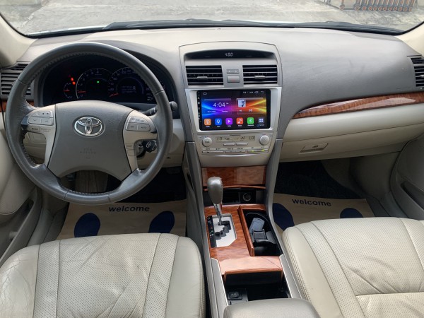 Toyota Camry 2.4G, đời 2012, màu Bạc, giá 518 triệu