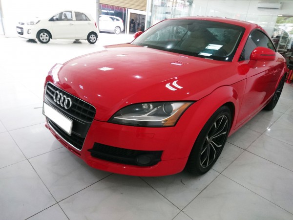 Audi TT sản xuất 2008 màu đỏ