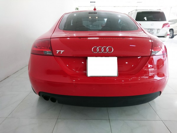 Audi TT sản xuất 2008 màu đỏ