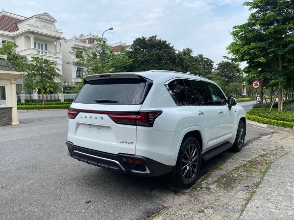 Lexus Bán Lexus LX600 Fsport sản xuất 2023, xe