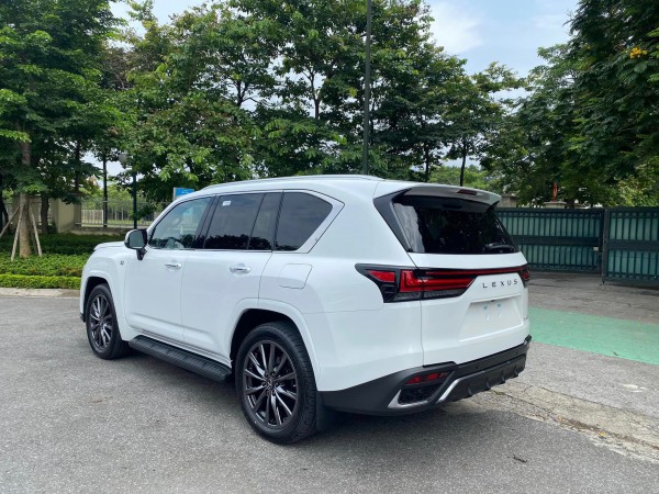 Lexus Bán Lexus LX600 Fsport sản xuất 2023, xe