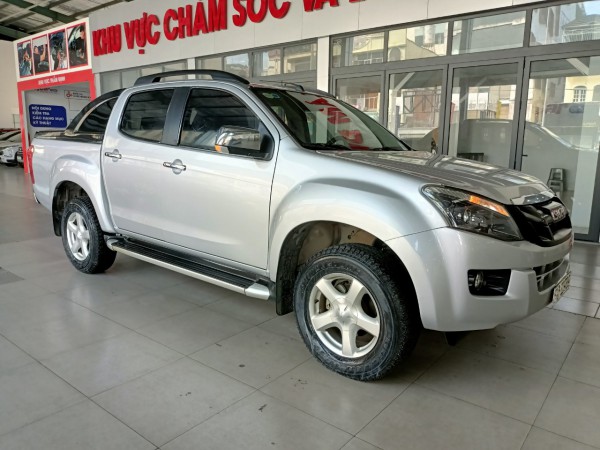 Isuzu D-Max D-Max LS 2.5 4x4 MT, đời 2017, nhập Thái