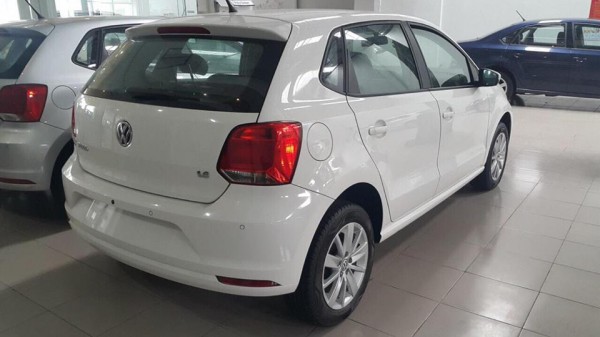 Volkswagen Polo xe nhập khẩu Đức