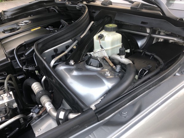 Mercedes-Benz C 200 2009 màu bạc, xe cực đẹp