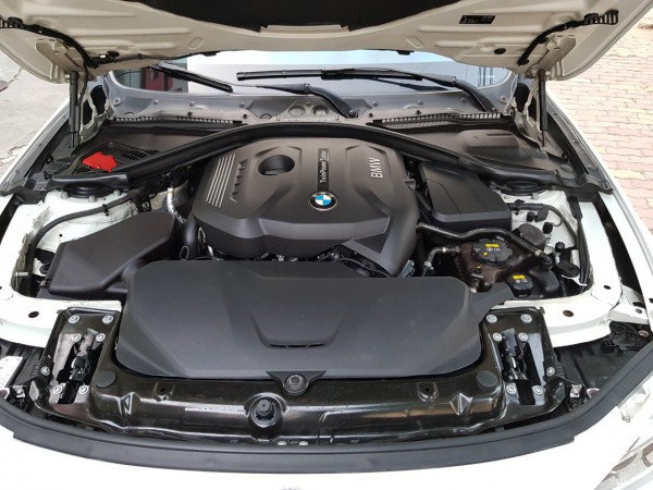 BMW 320 i sản xuất 2015