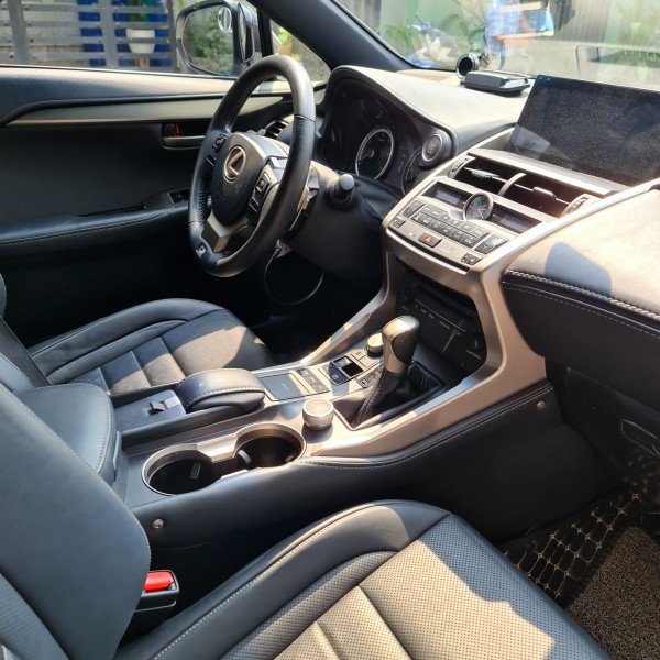 Lexus NX 200T FSport nhập MỸ nguyên chiếc