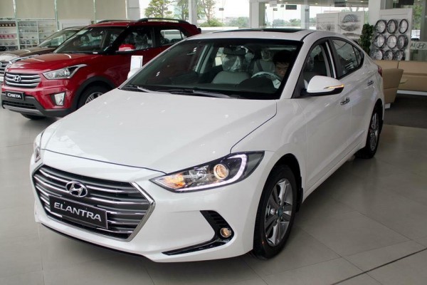 Hyundai Elantra giảm giá 90tr tại Huyndai Bà Rịa VũngTàu