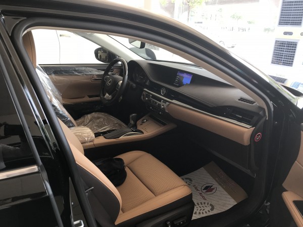 Lexus Bán Lexus ES250 nhập khẩu 2018, mới 100%