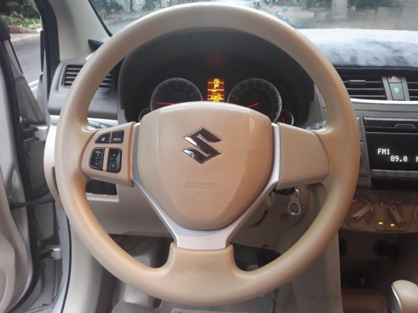 Suzuki Bán xe Ertiga 2016, số tự động, màu bạc
