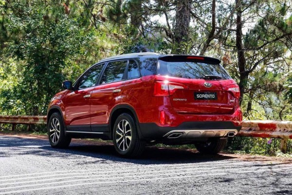 Kia Sorento Kia Sorento Khuyến Mãi Sốc Tháng 11