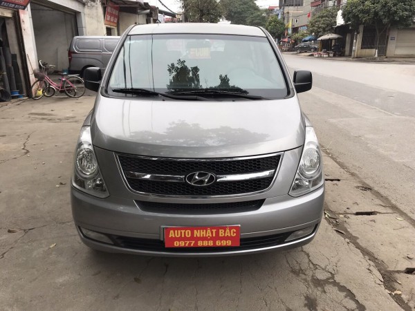 Hyundai Starex Bán xe 9 chỗ,máy dầu,Starex,đời 2015