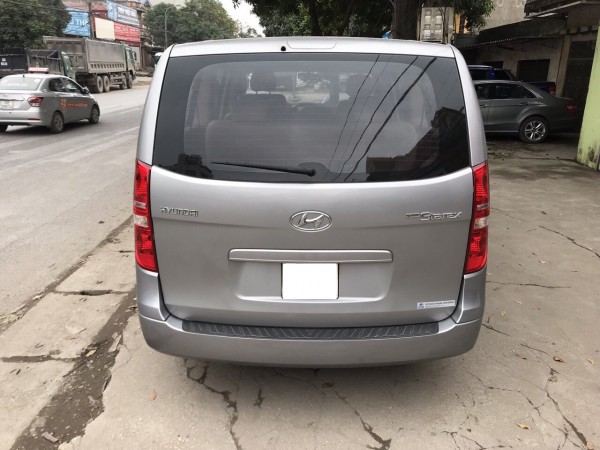 Hyundai Starex Bán xe 9 chỗ,máy dầu,Starex,đời 2015