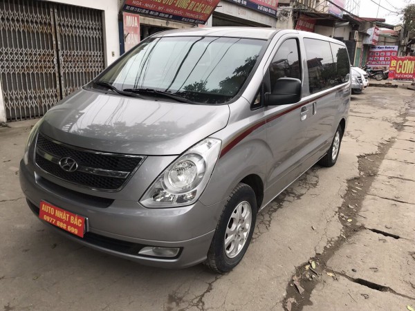 Hyundai Starex Bán xe 9 chỗ,máy dầu,Starex,đời 2015