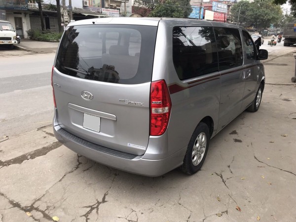 Hyundai Starex Bán xe 9 chỗ,máy dầu,Starex,đời 2015