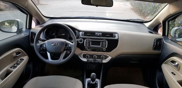 Kia Rio bán xe RIO 2016, số sàn, màu trắng