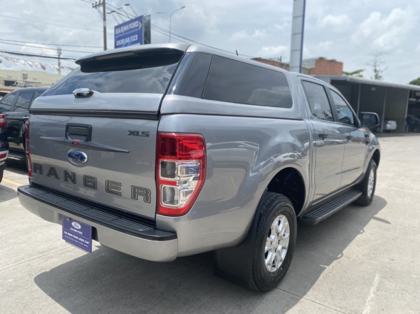 Ford Ranger XLS AT 2019 Màu Bạc Nhập Khẩu