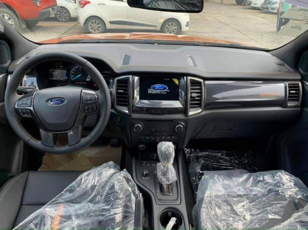 Ford Ranger Ranger Wildtrak 2021 Màu đen - giao ngay