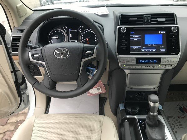 Toyota Prado Bán Toyota Land Cruise Prado VX 2018