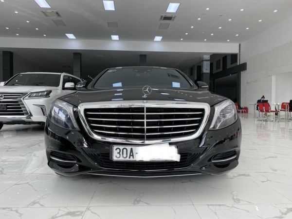 Mercedes-Benz S 400 Bán Mercedes S400,màu đen,sản xuất 2014,